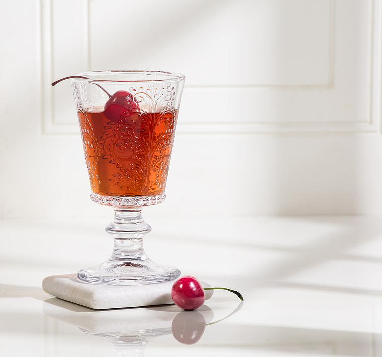 Charlotte Lacework Pattern Wine Glass