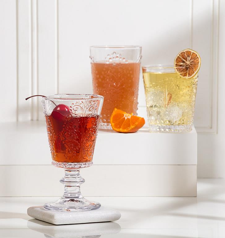 Charlotte Lacework Pattern Wine Glass