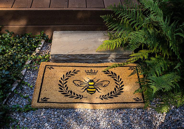Bee in Crest Doormat